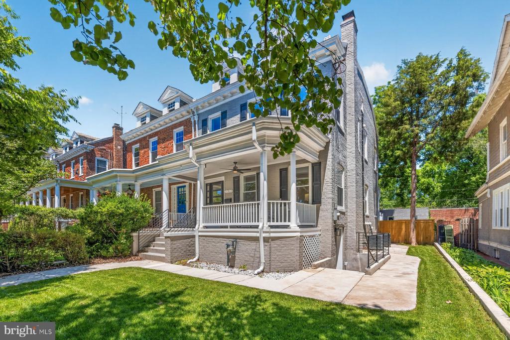 1317 GALLATIN STREET NW