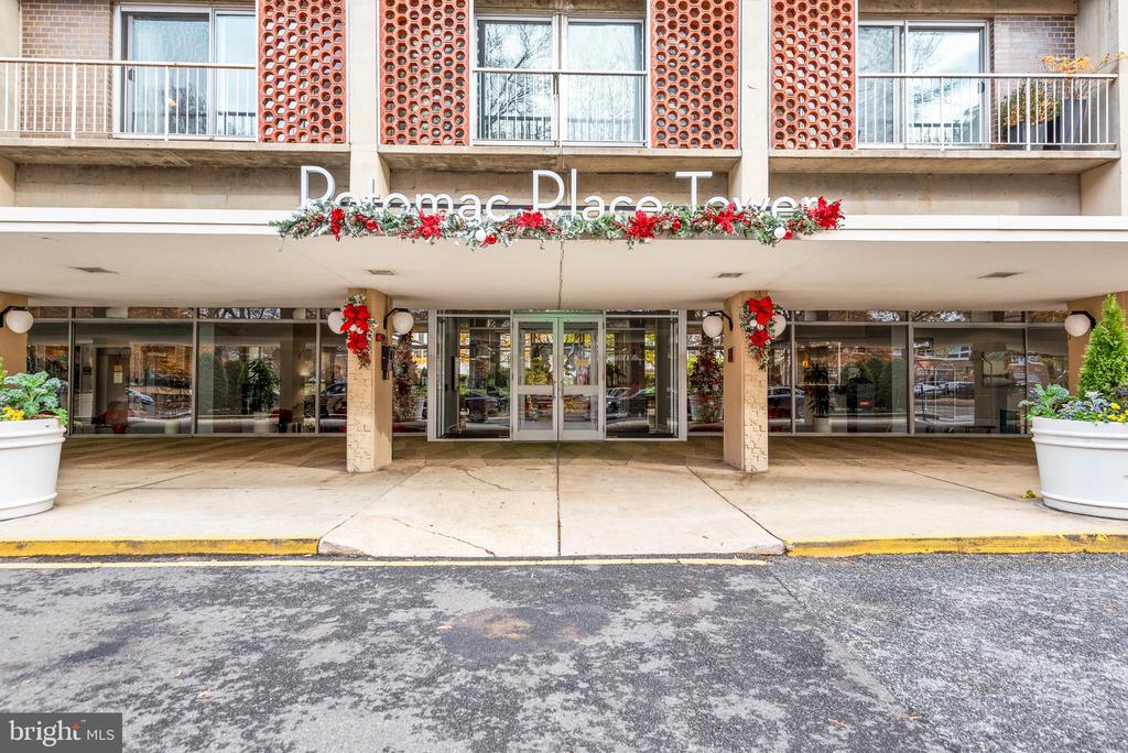 800 4TH STREET SW Unit: S501