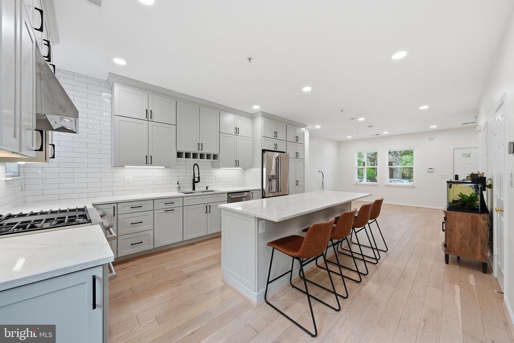 1344 HALF STREET SW Unit: 1344