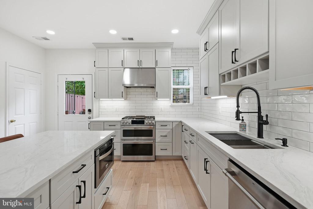 1344 HALF STREET SW Unit: 1344