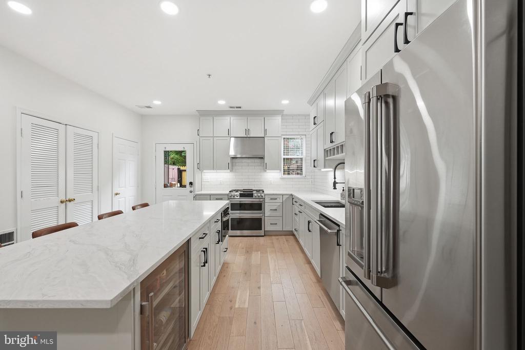 1344 HALF STREET SW Unit: 1344