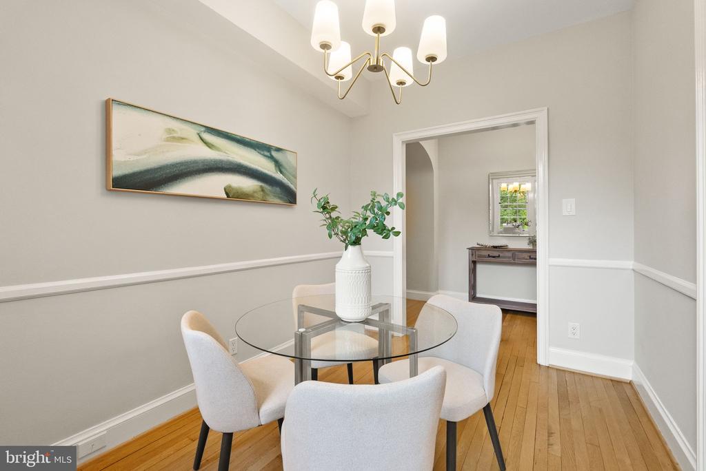 3930 CONNECTICUT AVENUE NW Unit: 205-H