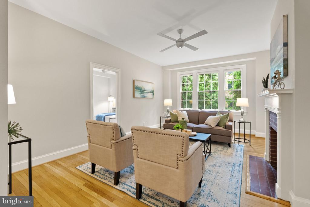 3930 CONNECTICUT AVENUE NW Unit: 205-H