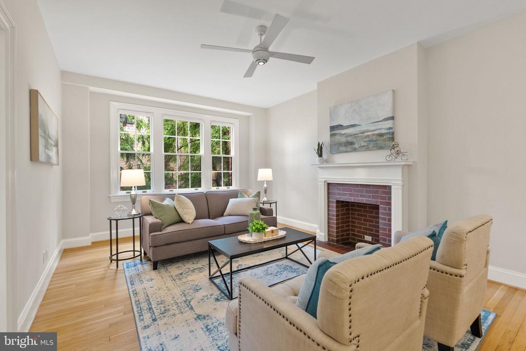 3930 CONNECTICUT AVENUE NW Unit: 205-H