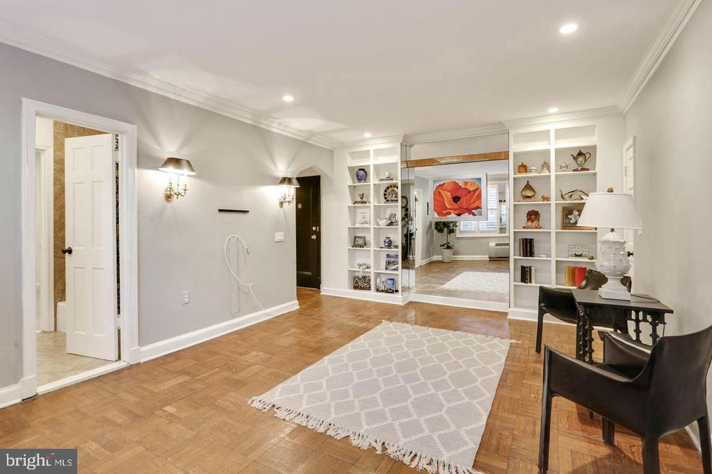 3051 IDAHO AVENUE NW Unit: 106