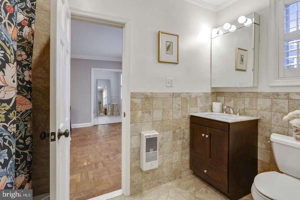 3051 IDAHO AVENUE NW Unit: 106