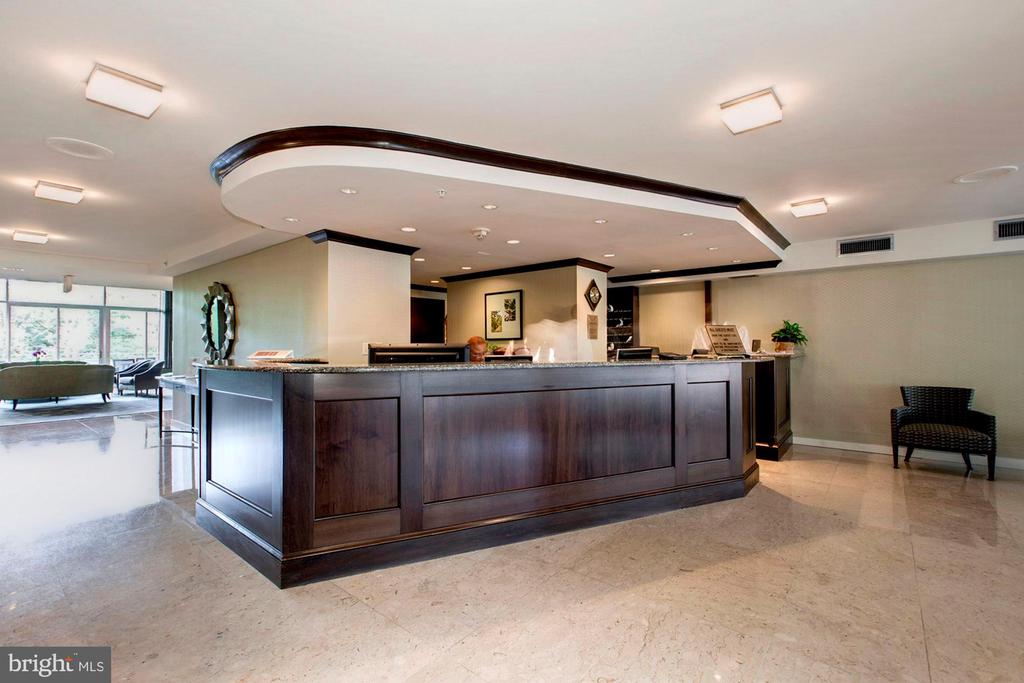 3001 VEAZEY TERRACE NW Unit: 1317