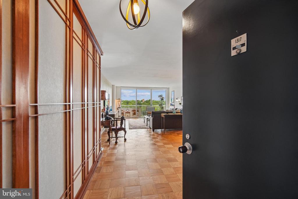 3001 VEAZEY TERRACE NW Unit: 1317