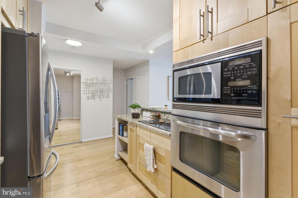 1435 4TH STREET SW Unit: B609
