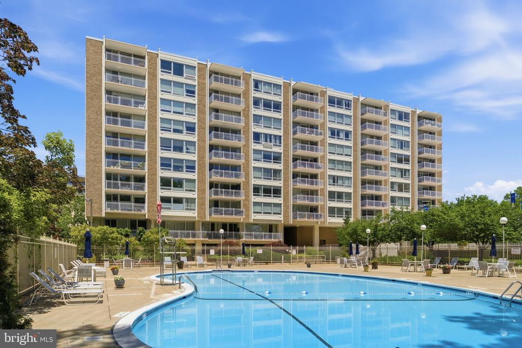 1435 4TH STREET SW Unit: B609
