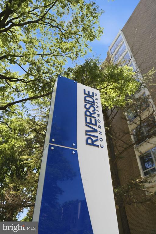 1435 4TH STREET SW Unit: B609