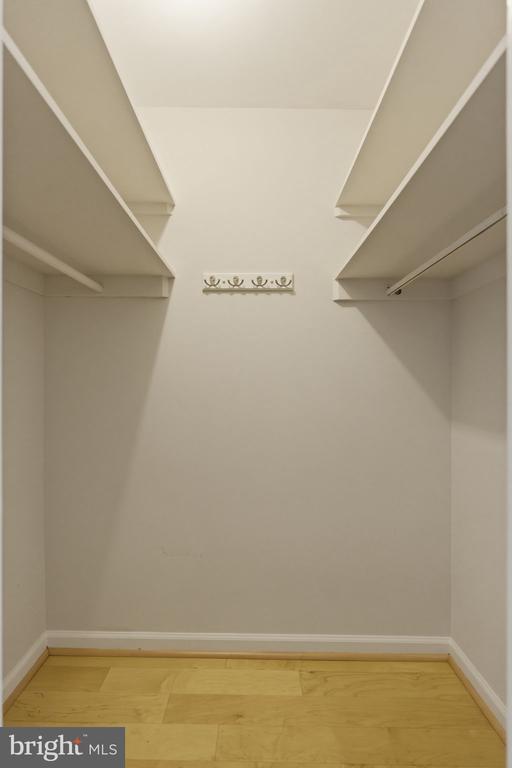 1435 4TH STREET SW Unit: B609