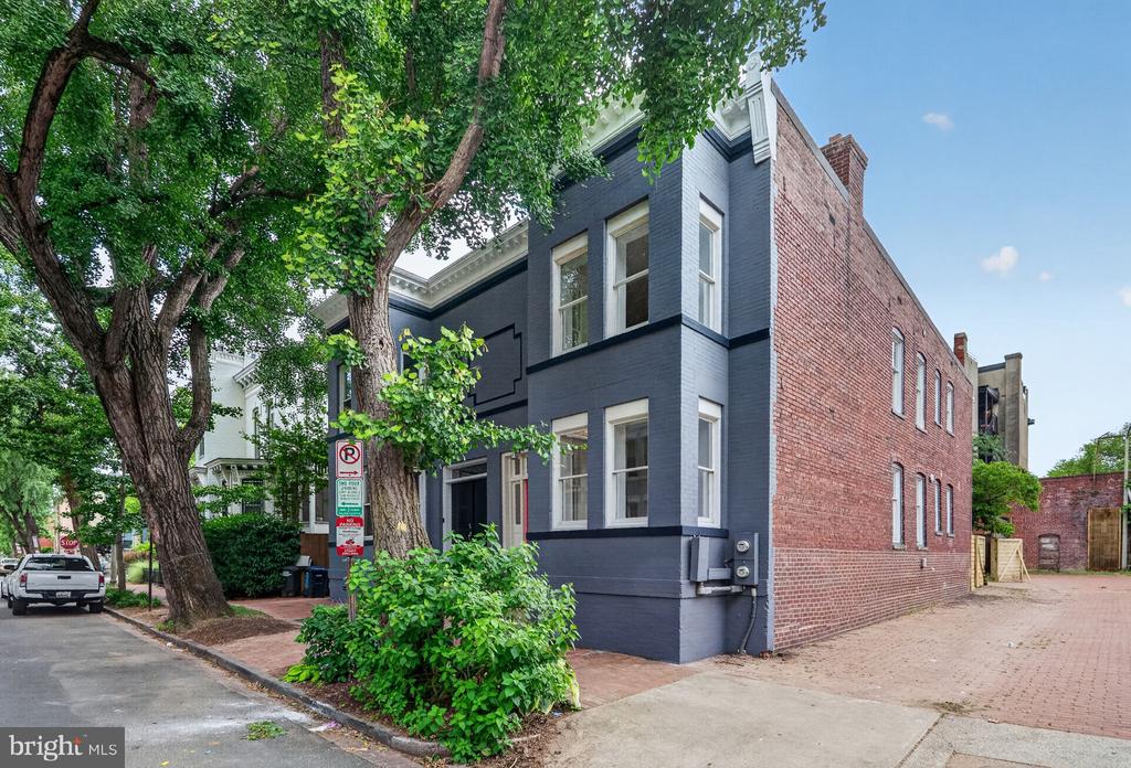 1610 MARION STREET NW