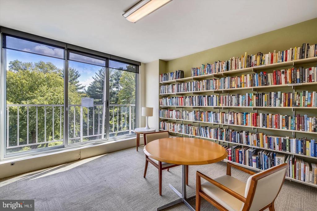 2939 VAN NESS STREET NW Unit: 739