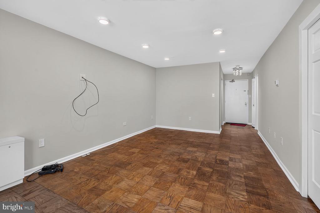 2939 VAN NESS STREET NW Unit: 739