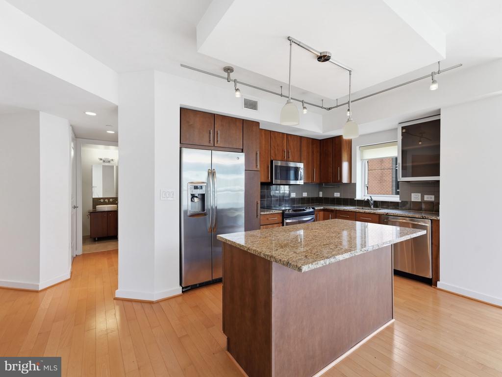 1025 1ST STREET SE Unit: 1315