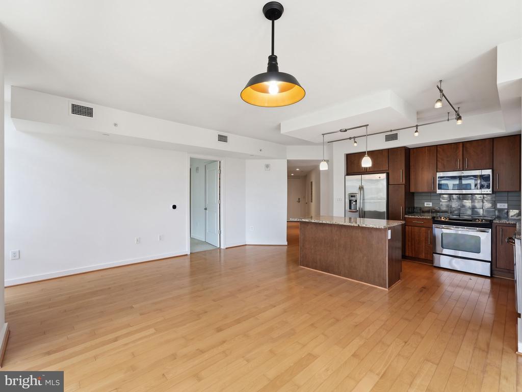 1025 1ST STREET SE Unit: 1315