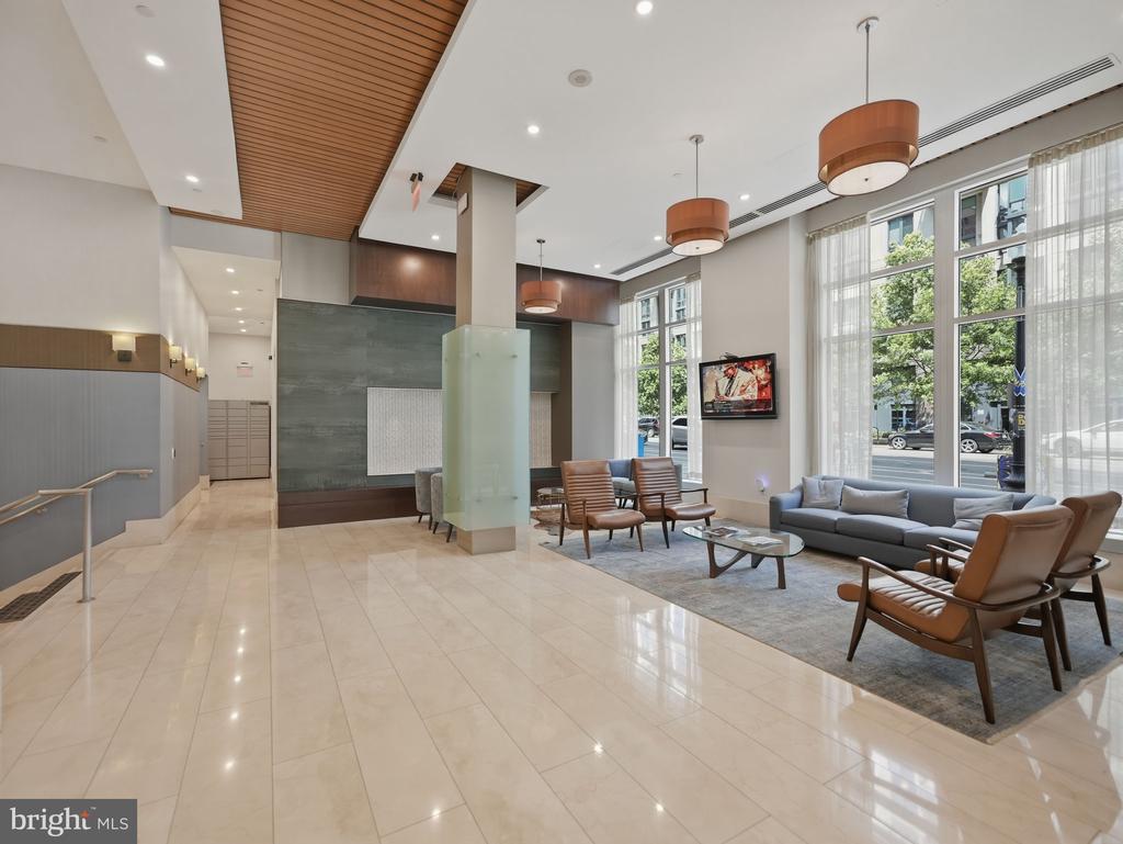 1025 1ST STREET SE Unit: 1315