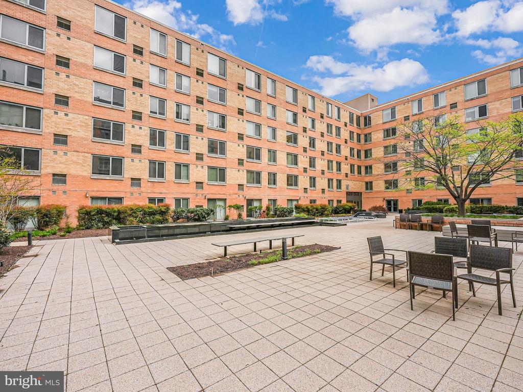 440 L STREET NW Unit: 809