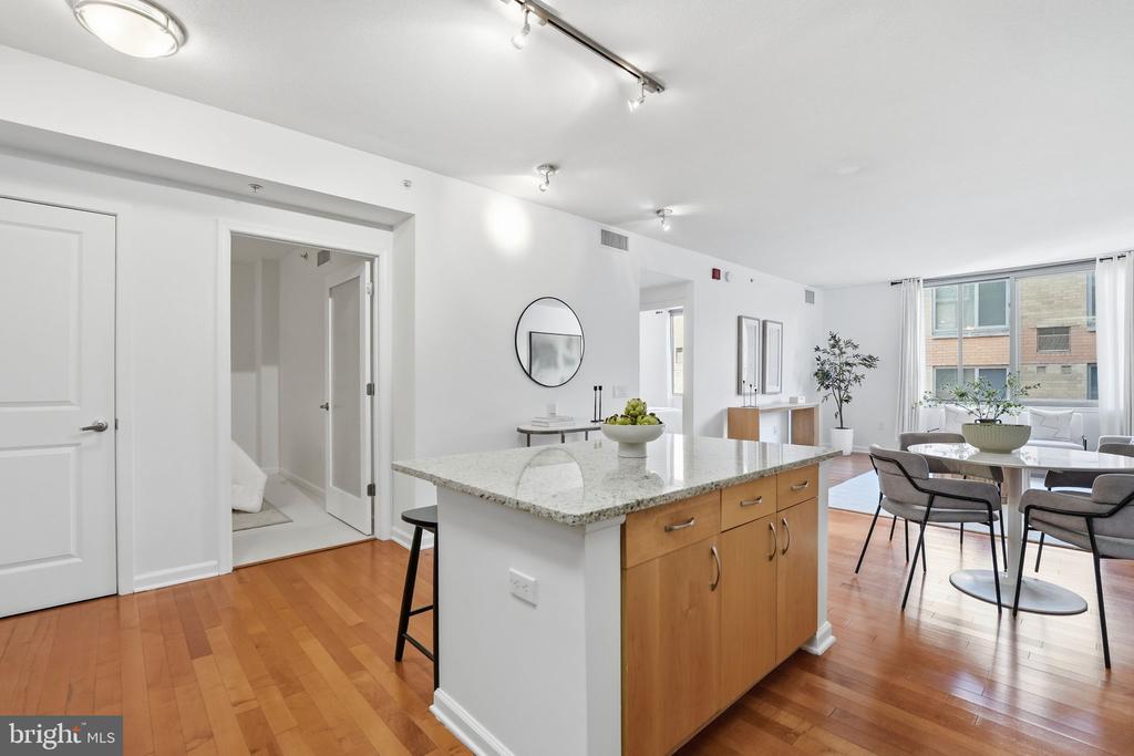 440 L STREET NW Unit: 809
