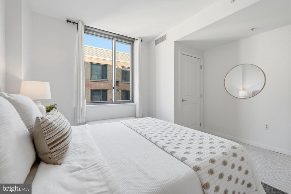 440 L STREET NW Unit: 809