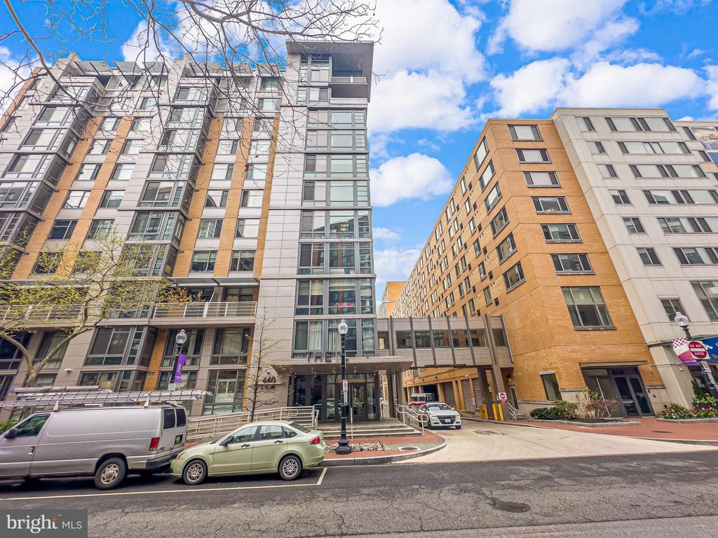 440 L STREET NW Unit: 809
