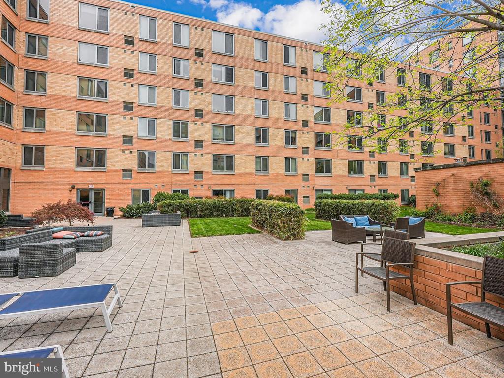 440 L STREET NW Unit: 809
