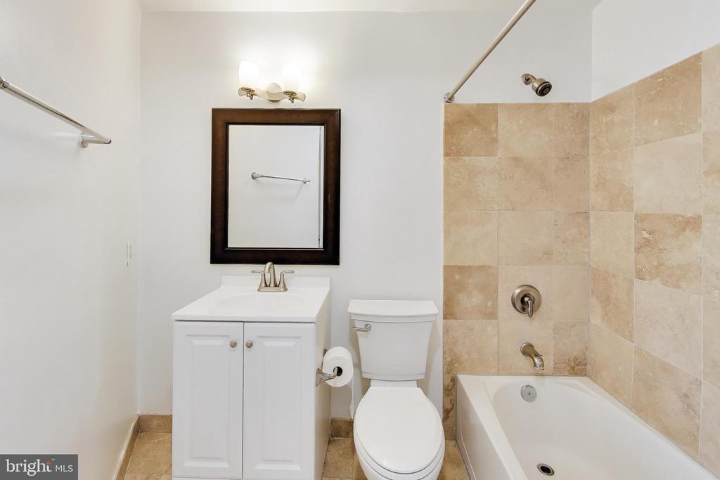 5885 COLORADO AVENUE NW Unit: 401