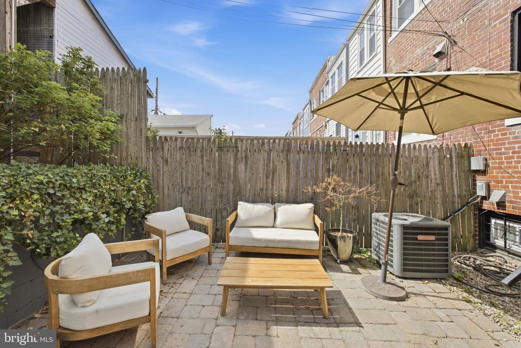 5319 4TH STREET NW