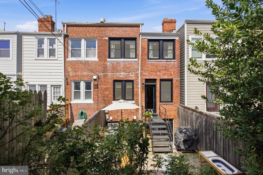 5319 4TH STREET NW