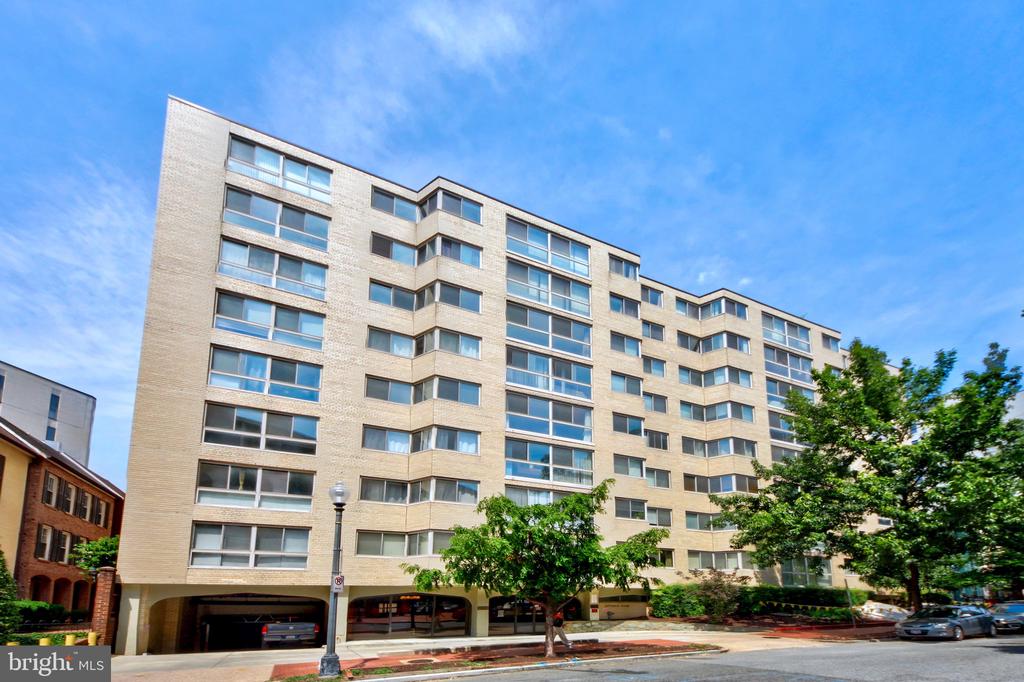 922 24TH STREET NW Unit: 717