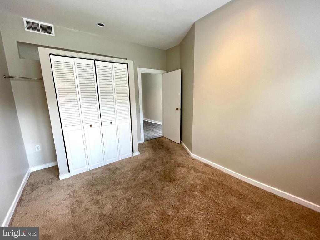819 12TH STREET NE Unit: #1