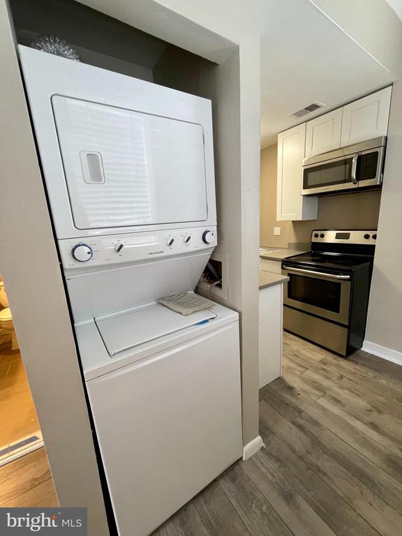 819 12TH STREET NE Unit: #1