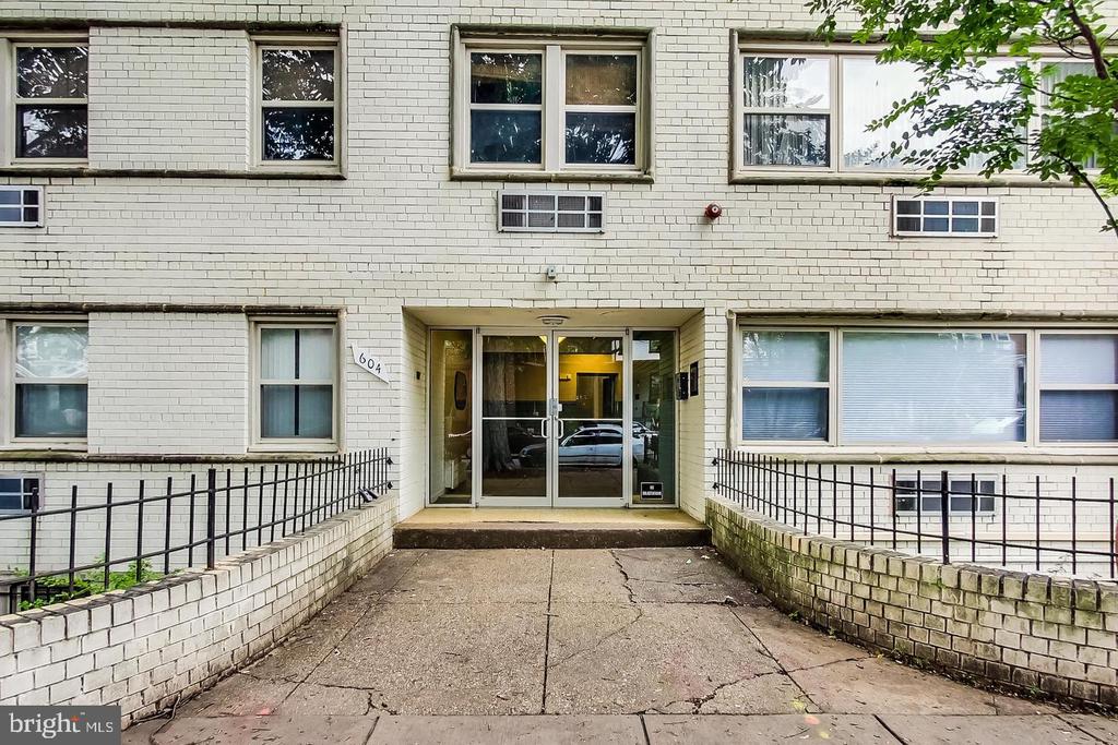 604 LONGFELLOW STREET NW Unit: 303