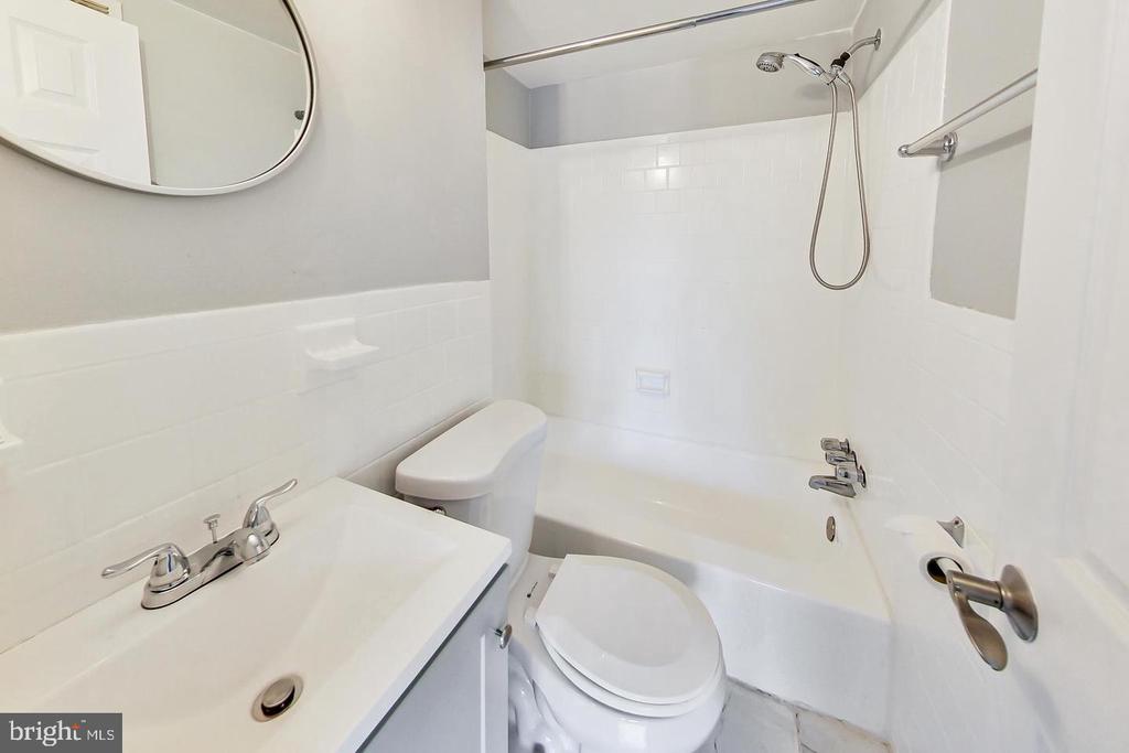 604 LONGFELLOW STREET NW Unit: 303