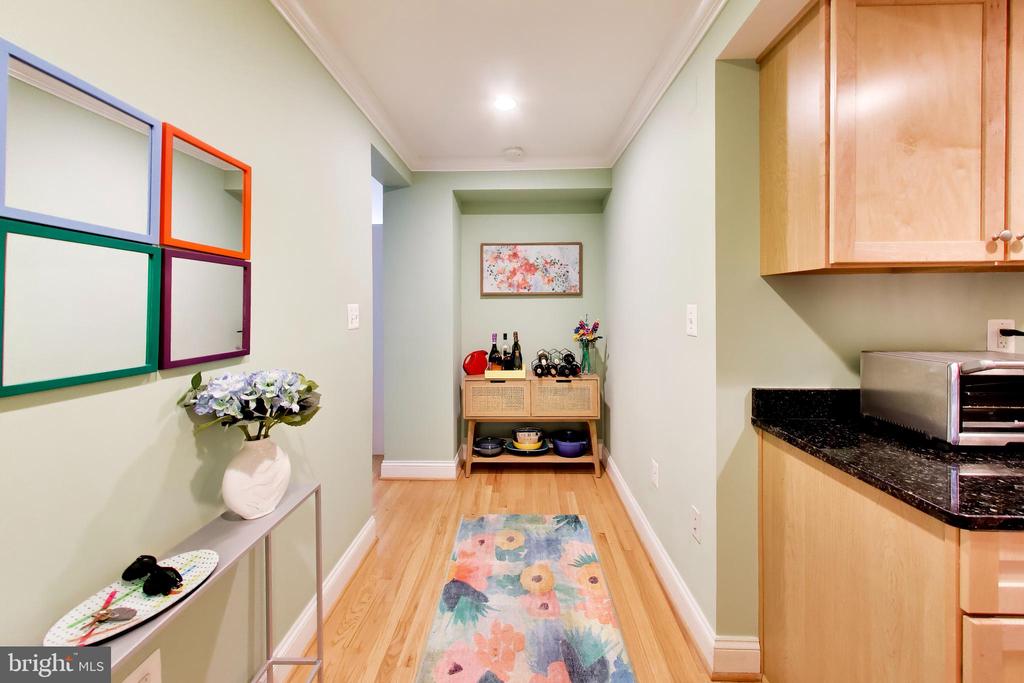1701 16TH STREET NW Unit: 525