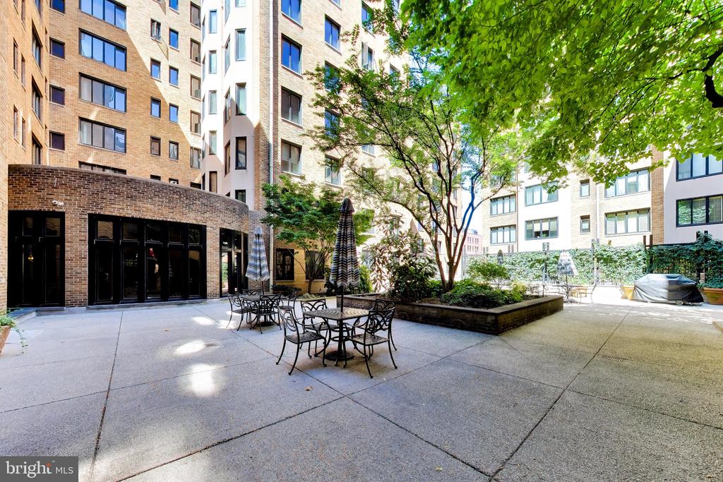 1701 16TH STREET NW Unit: 525