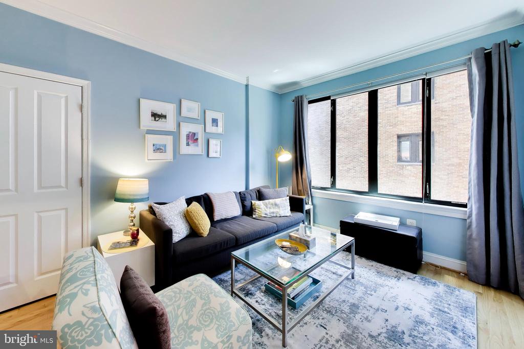 1701 16TH STREET NW Unit: 525