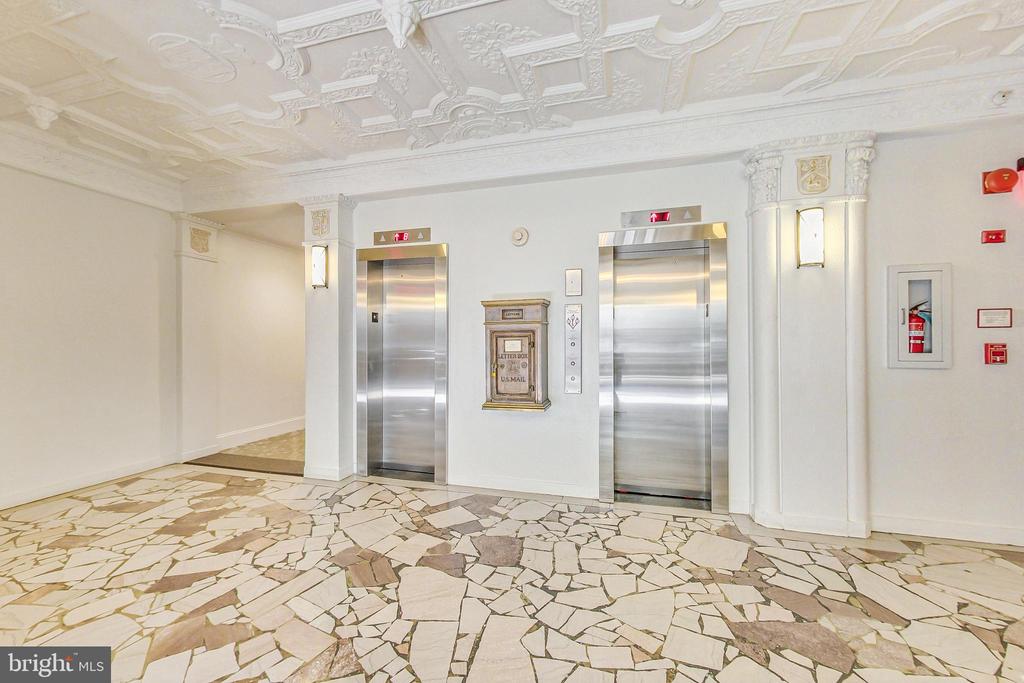 1701 16TH STREET NW Unit: 525