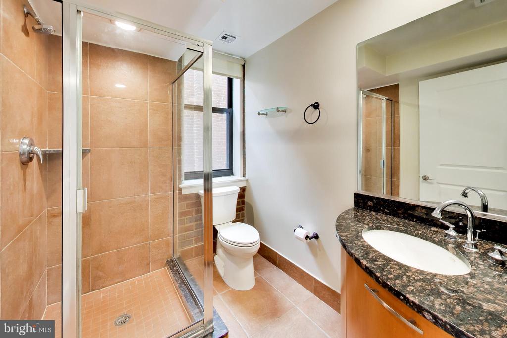 916 G STREET NW Unit: 404