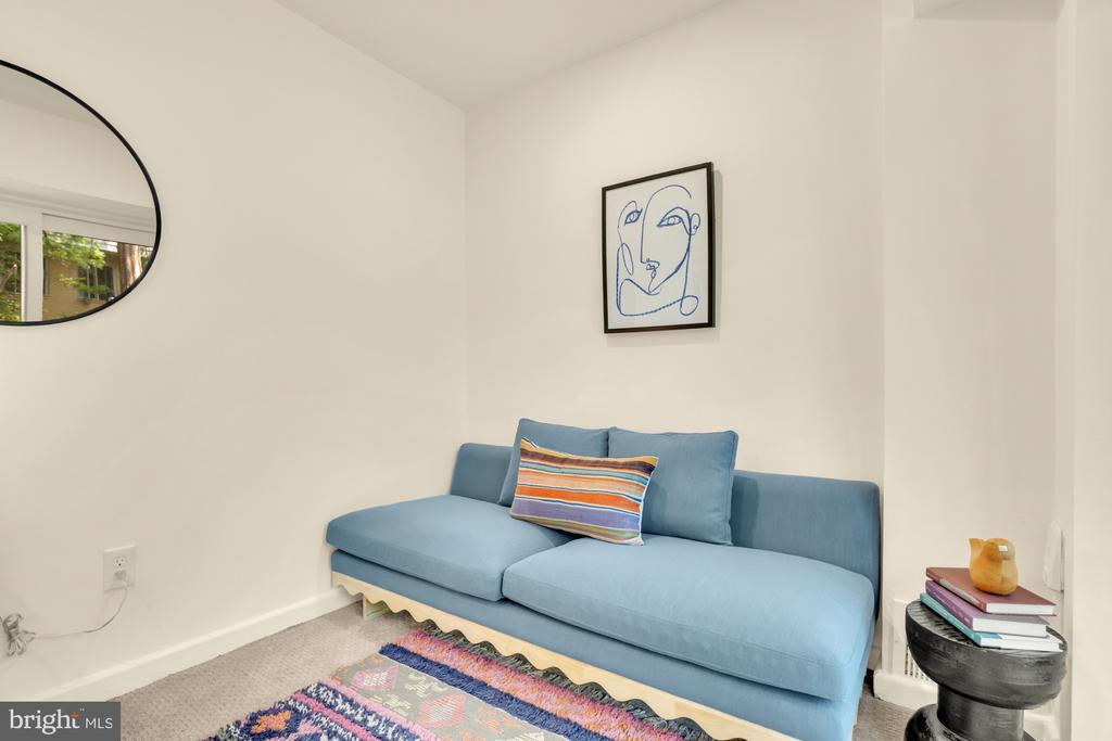 319 I STREET SW Unit: 200