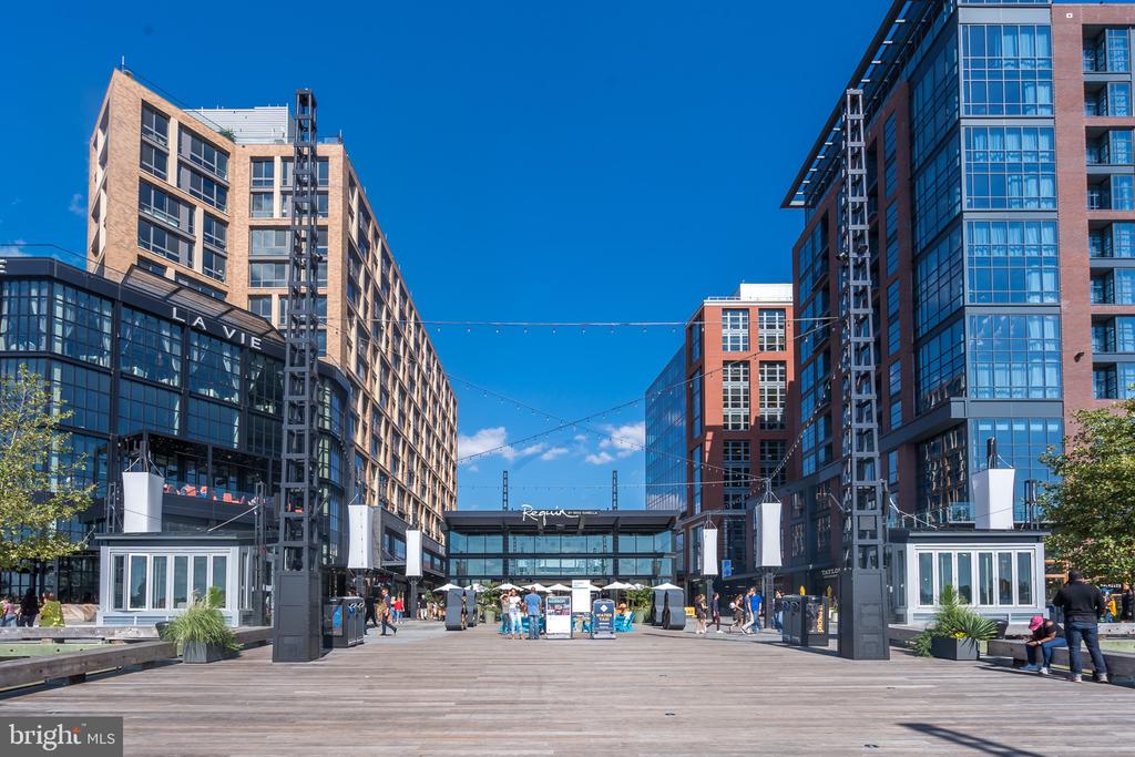 319 I STREET SW Unit: 200