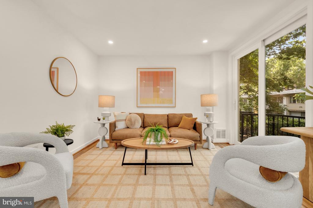 319 I STREET SW Unit: 200
