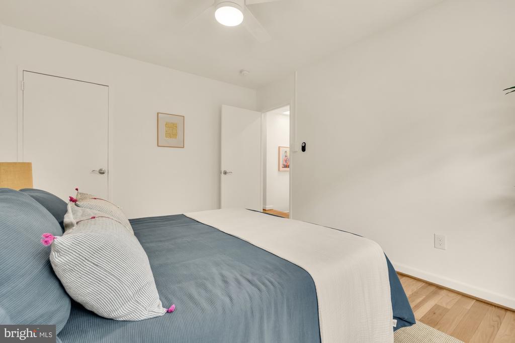 319 I STREET SW Unit: 200