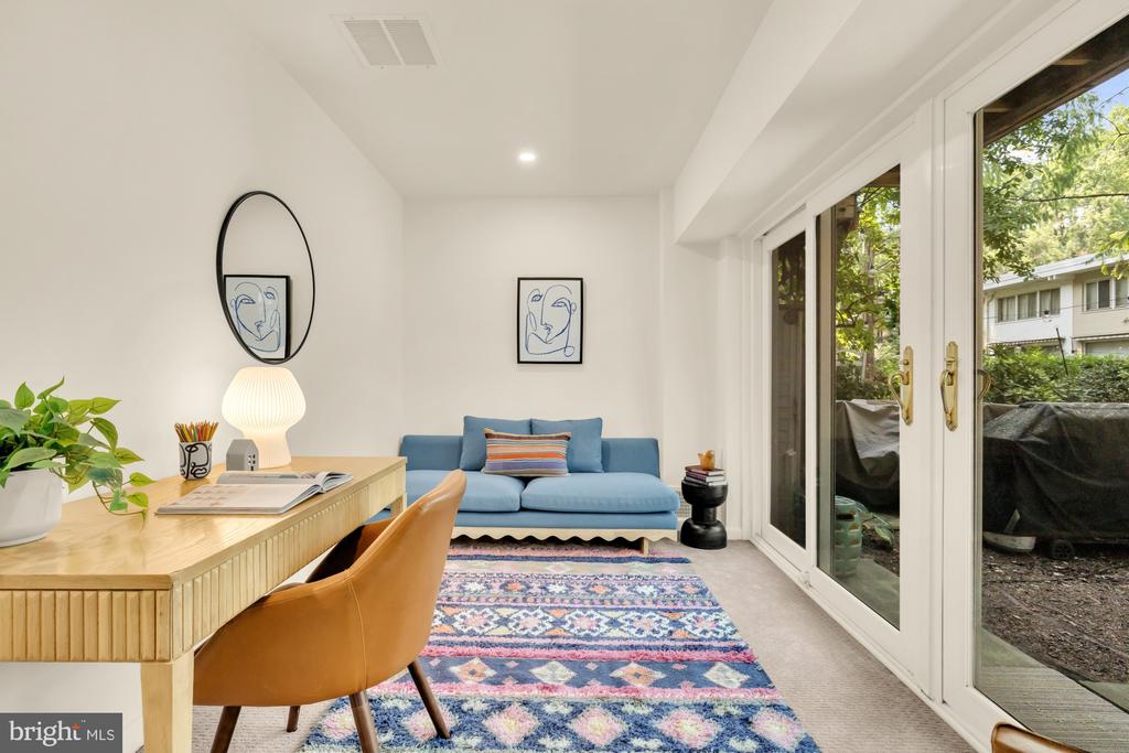 319 I STREET SW Unit: 200
