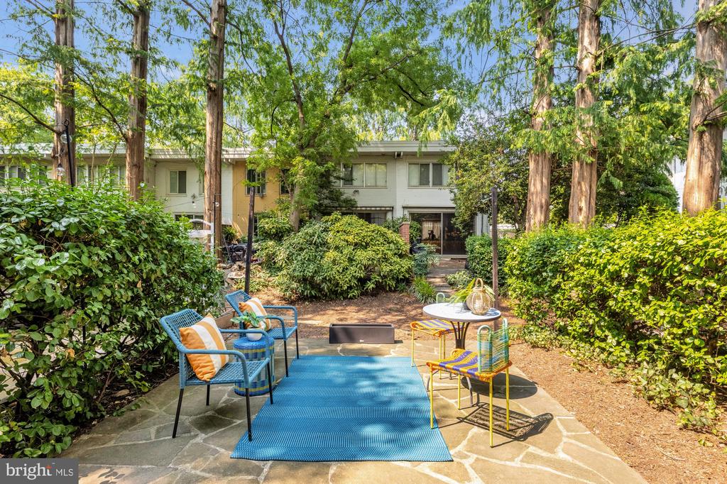 319 I STREET SW Unit: 200
