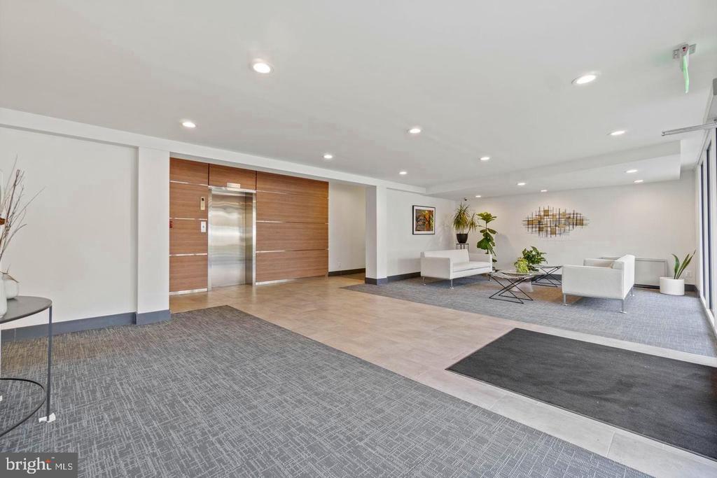 2710 MACOMB STREET NW Unit: 303