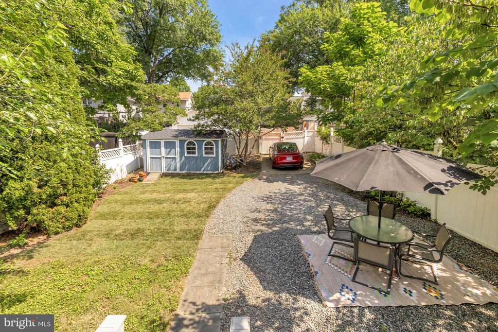 821 ELDER STREET NW