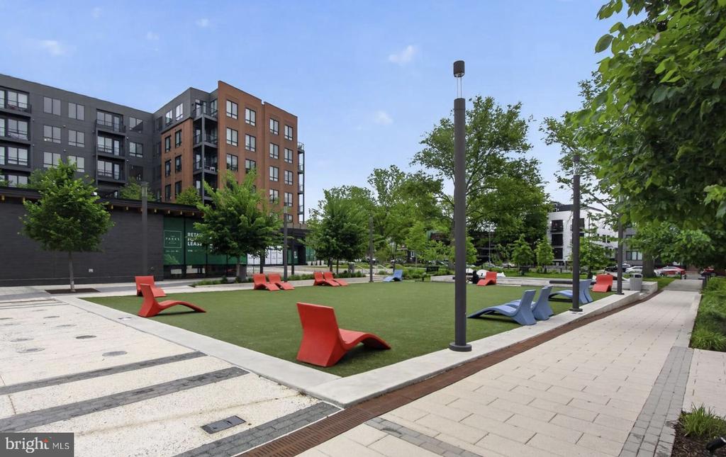 1000-1010 BUTTERNUT STREET NW Unit: PH