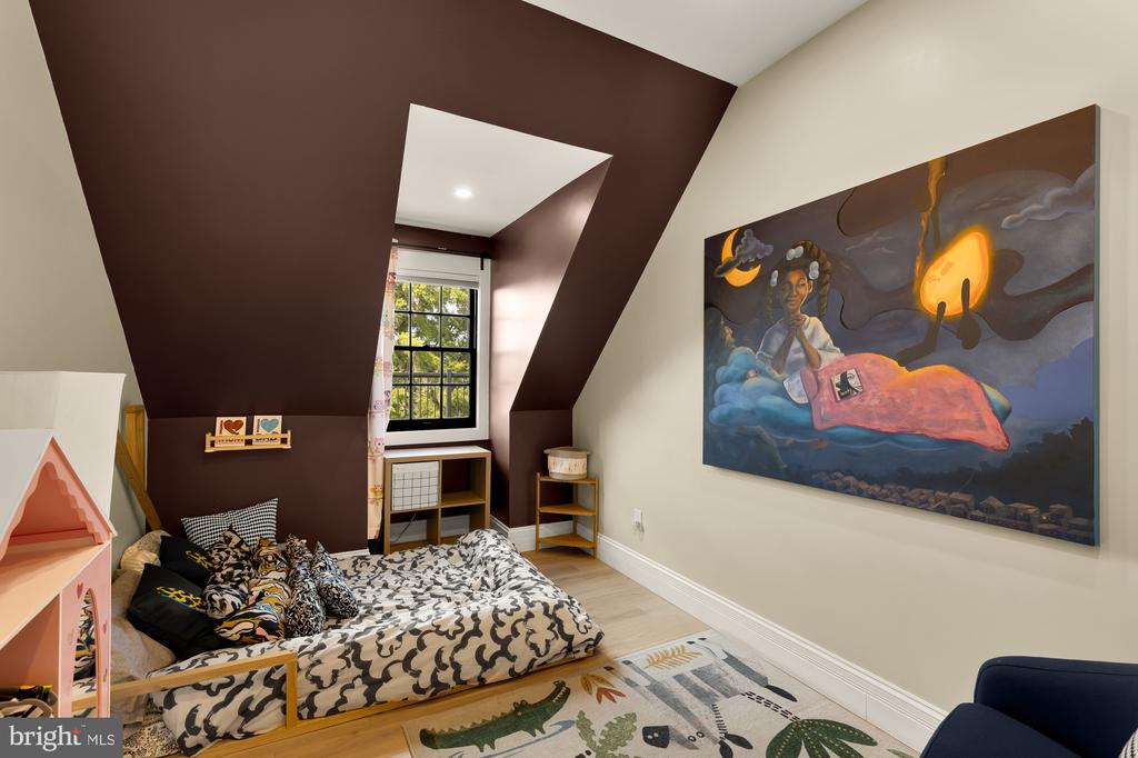 1000-1010 BUTTERNUT STREET NW Unit: PH